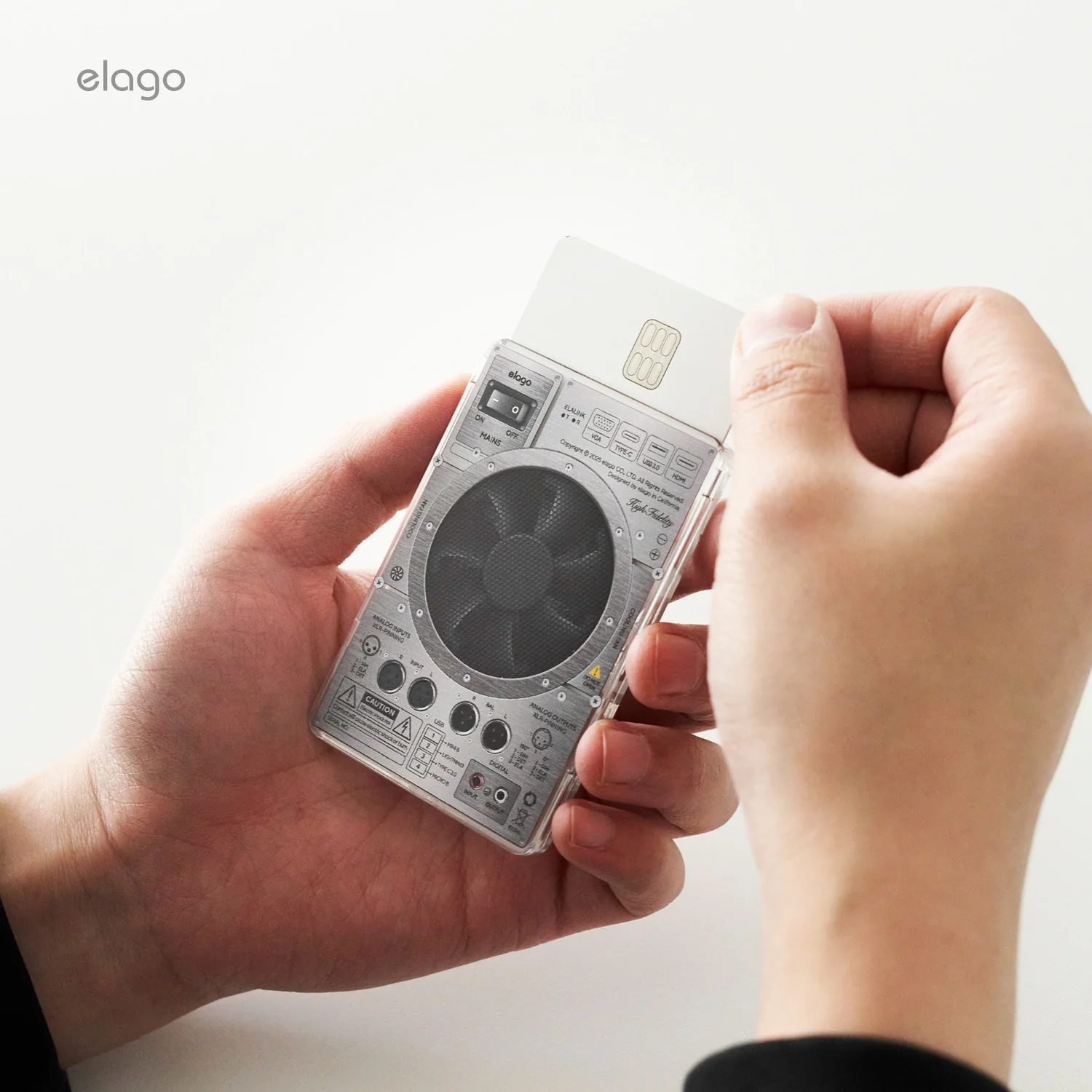 AMP Monthly elago Magnetic Card Holder - Image 7