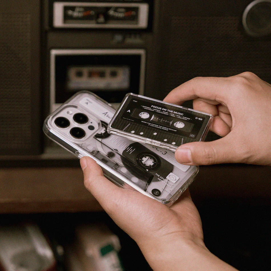 Cassette Tape 2 Monthly elago Magnetic Hybrid Card Holder - Image 6