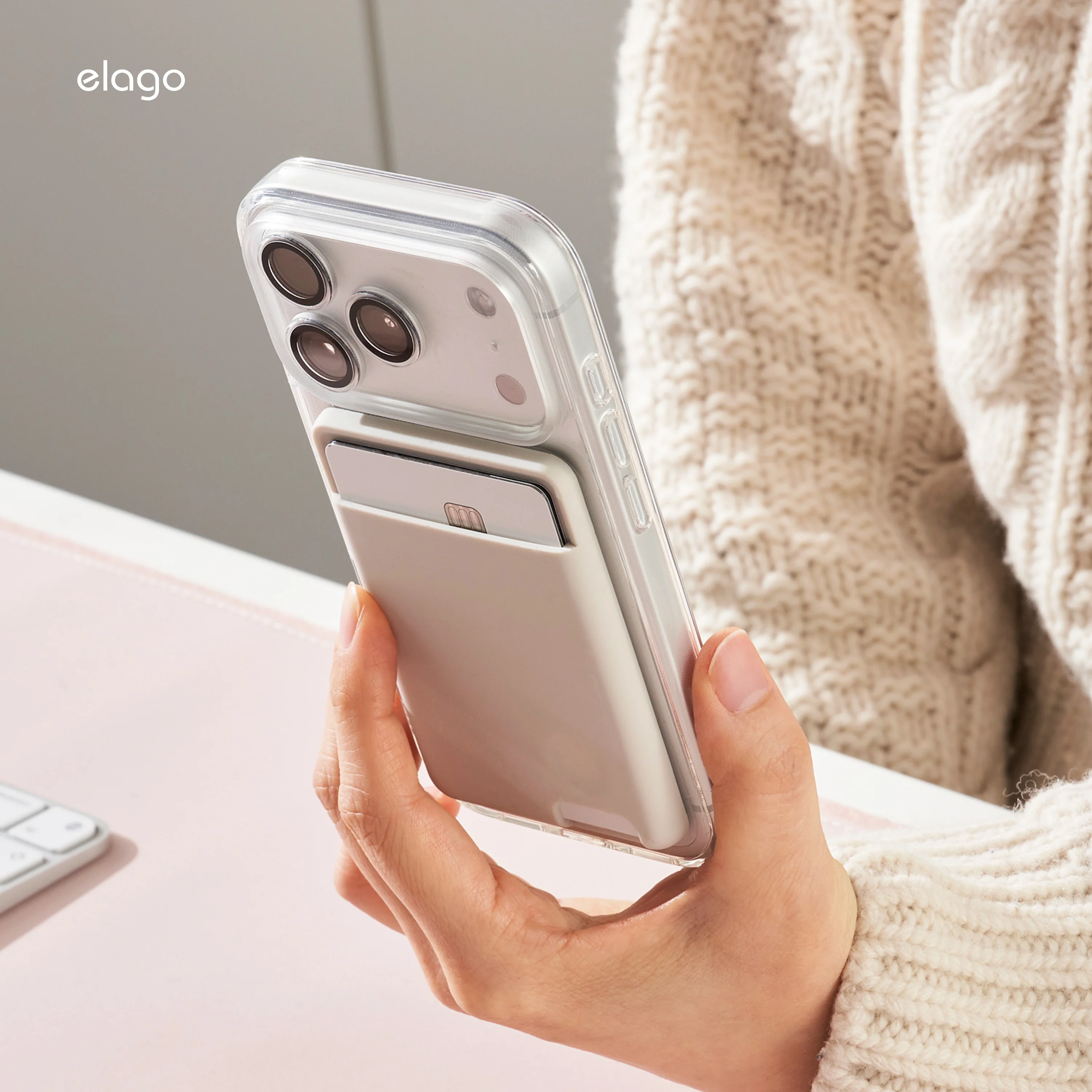 Magnetic Silicone Card Holder [7 Colors] - Image 13